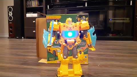 Review for Transformers Cyberverse Roll and Change Bumblebee