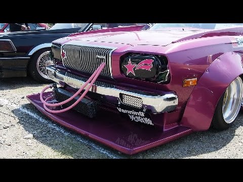 車高1㎝？】シャコタンすぎるマツダ・コスモが色々とすごかった