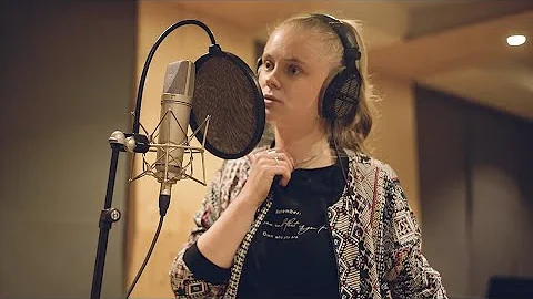 Lisa Lorenz - End Of October (Behind The Scenes)