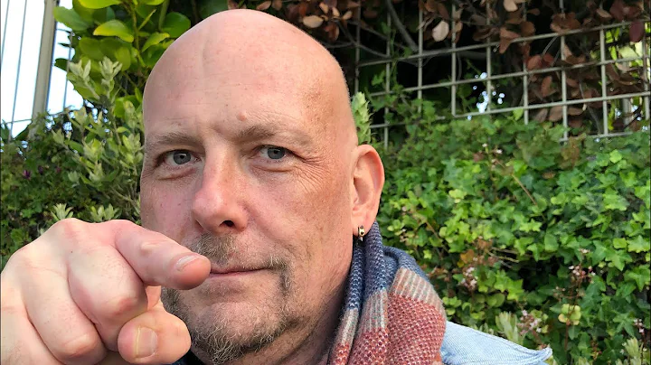 Gwendoline asks Markie 3 more questions