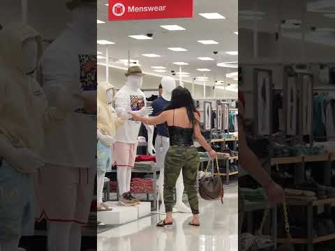 Videó: Hol él a manakin?