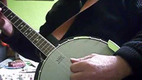4-string banjo The Draggin`Tree Blues own tune