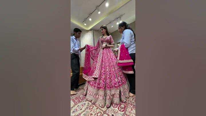 From kundans Bridal Couture Chandni Chowk Delhi best bridal lehenga collection ❤️#wedding #lehenga