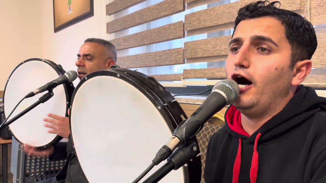 SALİHİLER İLAHİ GRUBU                                                    SEYYİD İZZEDDİN GÖK 