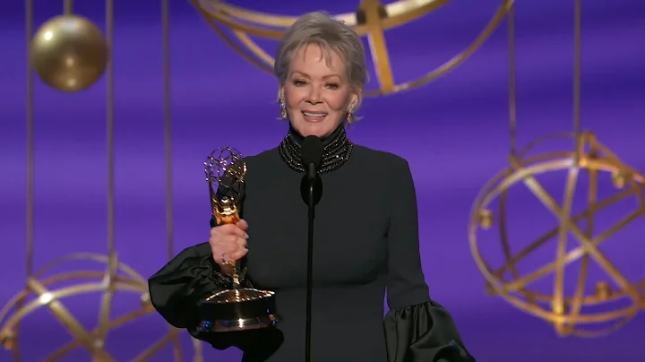 Lead Actress In A Comedy Series: 77th Emmy Awards