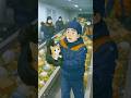 作業員:「待て!何か動いてる!」🐱:「助けて...」