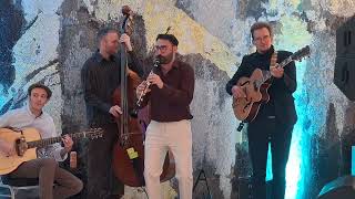 Valami Swing jazz standards