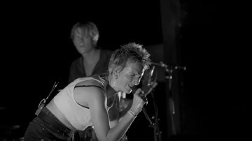 MØ - Blur (Live at Elsewhere)