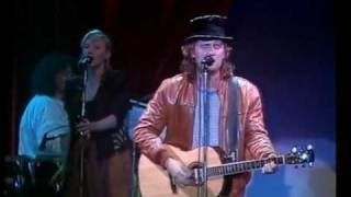 Video thumbnail of "Eldkvarn - Största skvallret i stan (Live Cirkus Broadway 1988)"