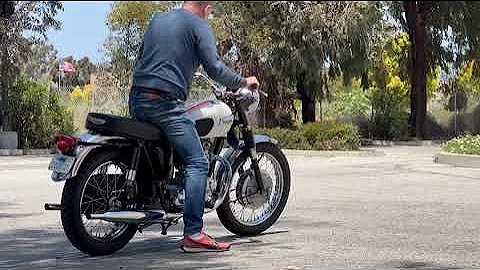 1966 Triumph T120R Bonneville