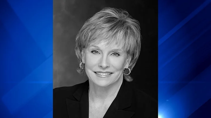 Elizabeth Brackett, veteran Chicago journalist, di...