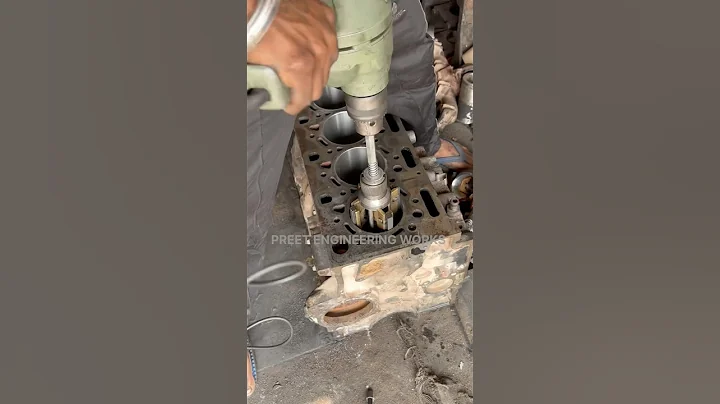 How to JCB SLEEVE polish #shorts #viralvideo #repair #rust #automobile #preetengineeringworks #car