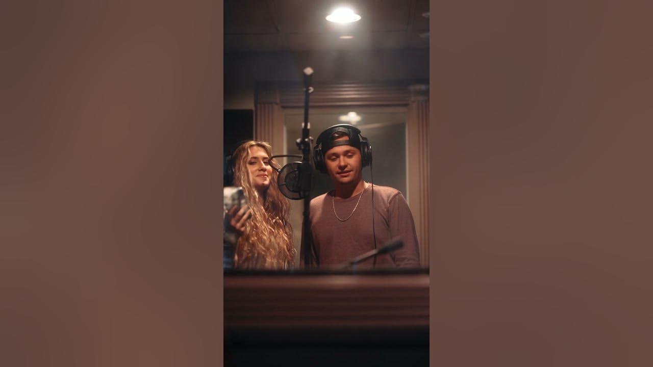 "Baby, It's Cold Outside" is out now!! #christmas #christmasmusic #studio #vocals #duet #shorts