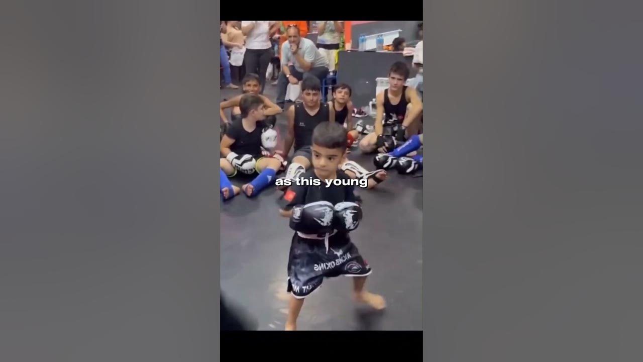 Boy vs Girl #boxing #mma #kickboxing #ufc #fight