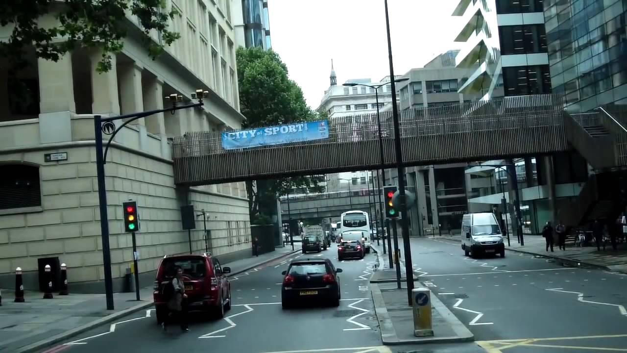 Upper Thames Street A3211 Est