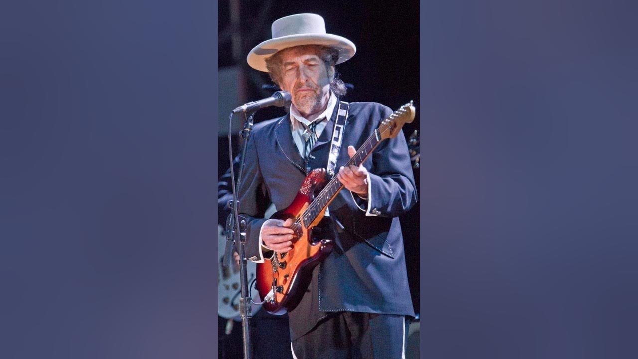 Bob Dylan - Blowin' in the wind l Bard of Folk l Heavenly music #song #short Bob Dylan - Blowin' in the wind l Bard of Folk l Heavenly music #song #short