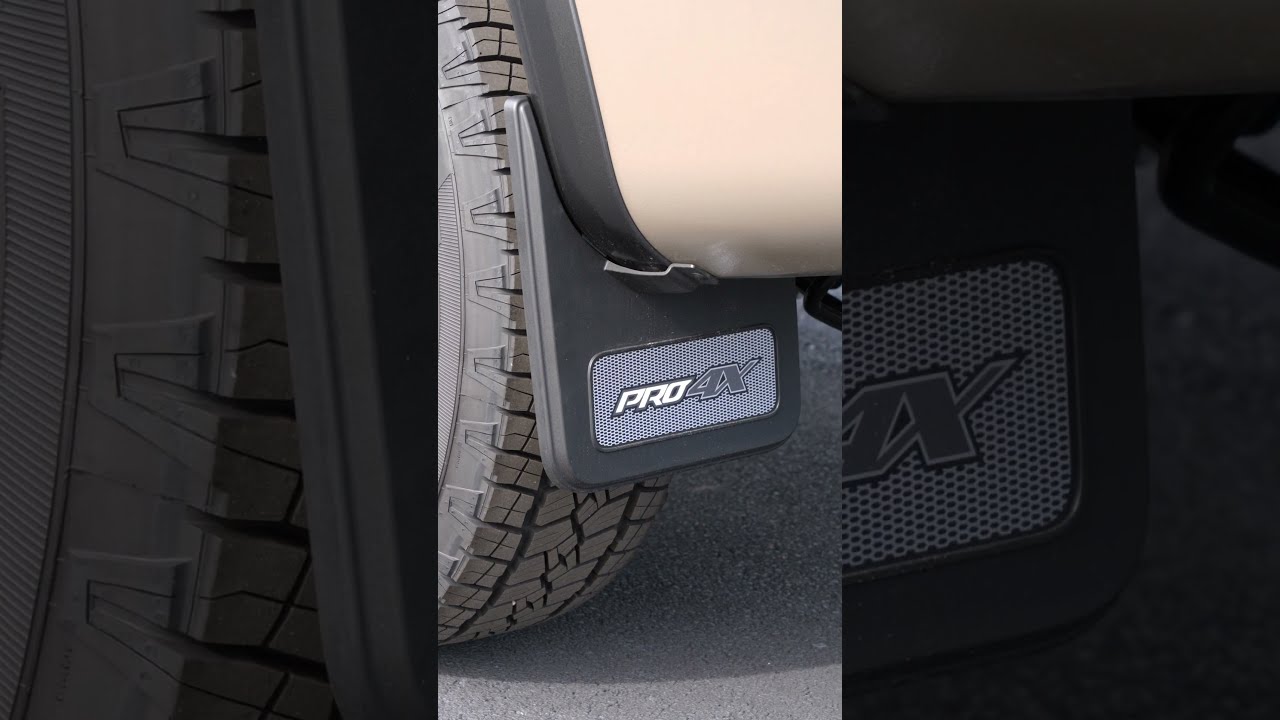2023 Nissan Titan PRO 4X Universal
