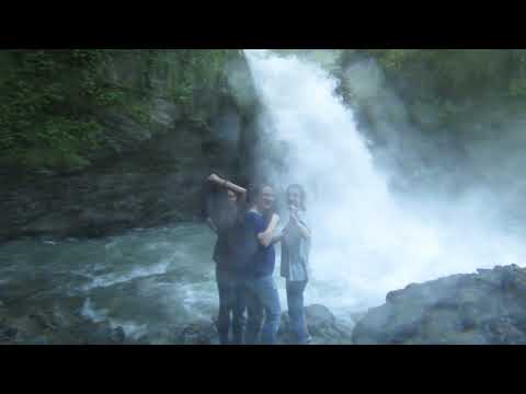 როჭოს ჩანჩქერთან