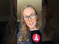 Kan man överleva en dag i Almedalen utan att spendera en krona? Filippa testar.