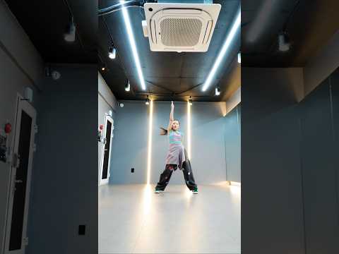 KiiiKiii - 404 (New Era) #챌린지 #dancechallenge #댄스챌린지 #dancecover #selftaught #kidsdance #16년생댄스 #키키