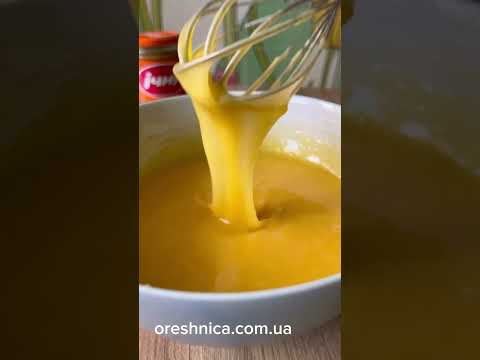 Вафельниця форма для випічки вафельних коржів кругла 220 мм (велика, дерев'яні ручки, квадрати), відео 1