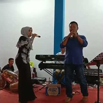 Oqinawa entertainment dinding kaca