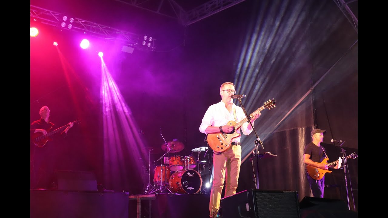 Tributo aos Iniciadores - Deixa-me só - Fotos na Festa da Bifana em Oliveira do Douro - 2019