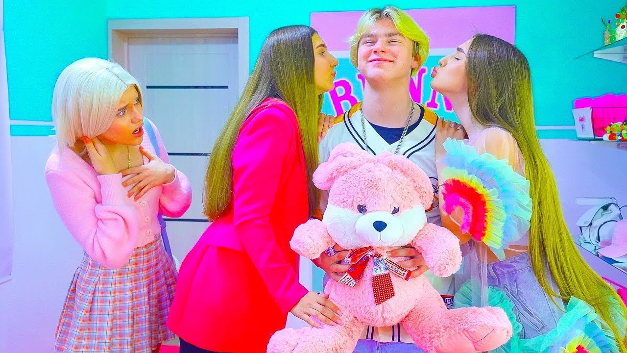 Ο ΚOΟΥΤΣ AΜΠΙ ΕIΝΑΙ ΠΡΟΔOΤΗΣ! Ποιο είναι το μυστικό της επιτυχίας της Ντιάνα;