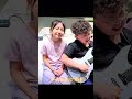 被小妹妹包圍的一天 一起長大的 蒲公英的約定 這次用電吉他彈給妳聽 帥一點 也柔一點 被小妹妹包圍的一天 一起長大的 蒲公英的約定 這次用電吉他彈給妳聽 帥一點 也柔一點
