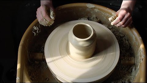 Making Stoneware Mugs, Throwing The Form P1 - ASMR Edition.