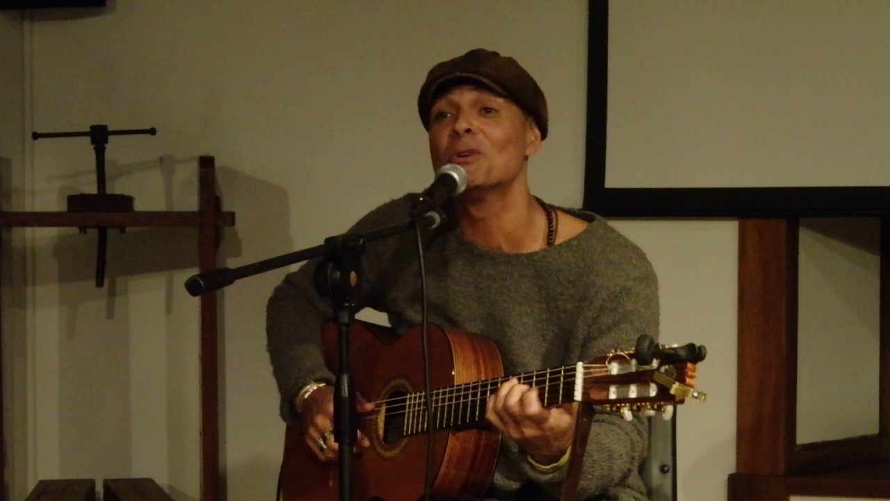 Julio Fowler Autorretrato