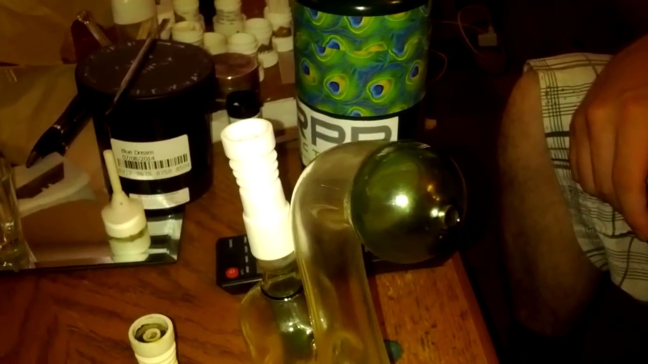 New ceramic domeless nail & huge bluewidow shatter dab Oiled Eric