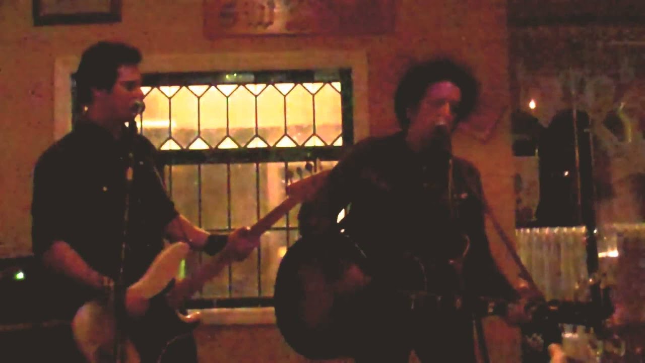 "Oatmeal Box" performed live by the Willie Nile Duo, 20141018, Swing