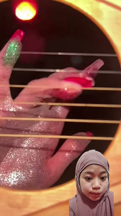 #glitter #guitar #guitarra #youtubeshorts #shortsfeed  #shortvideo #trending #ytshorts #youtube