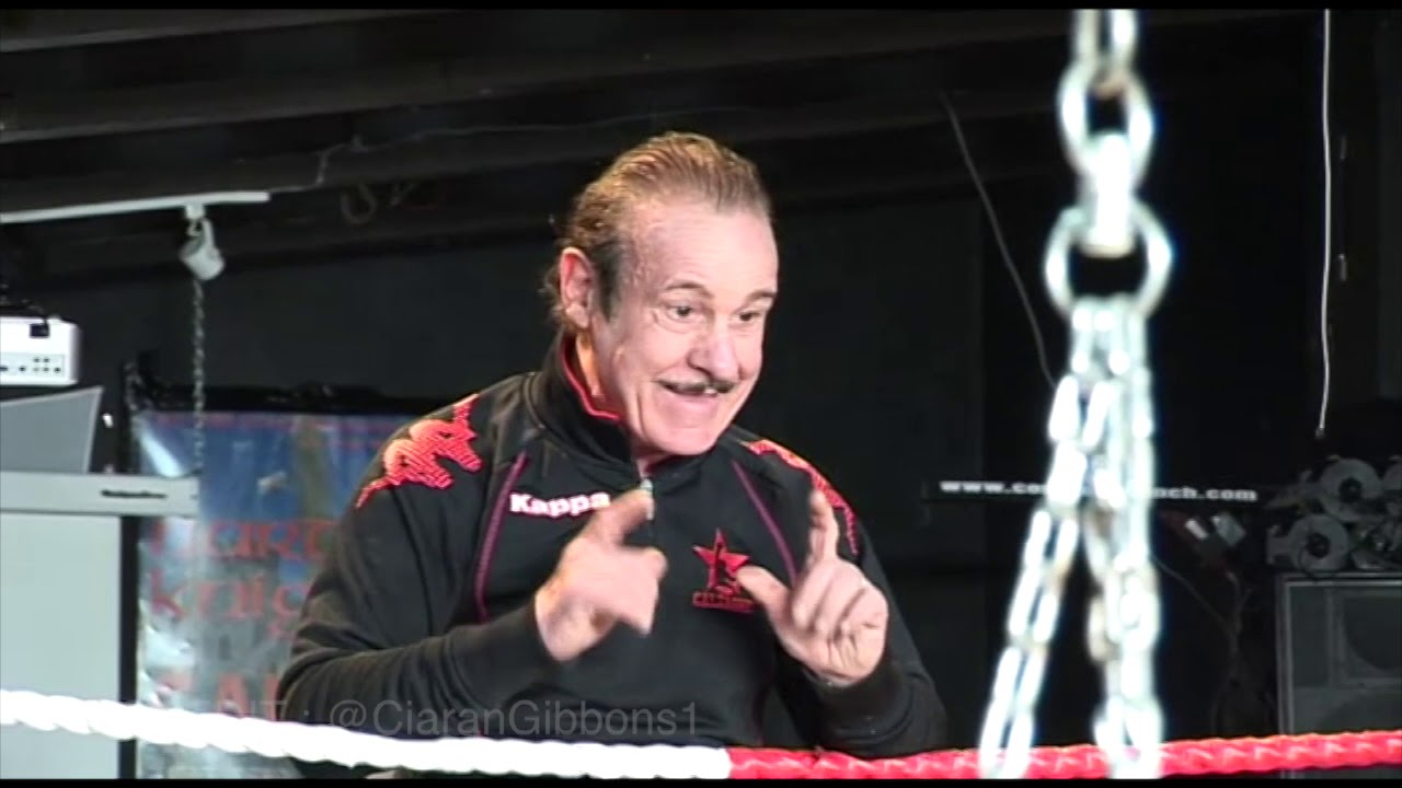 Boxing trainer ENZO CALZAGHE inspirational speech to young people . RIP Enzo