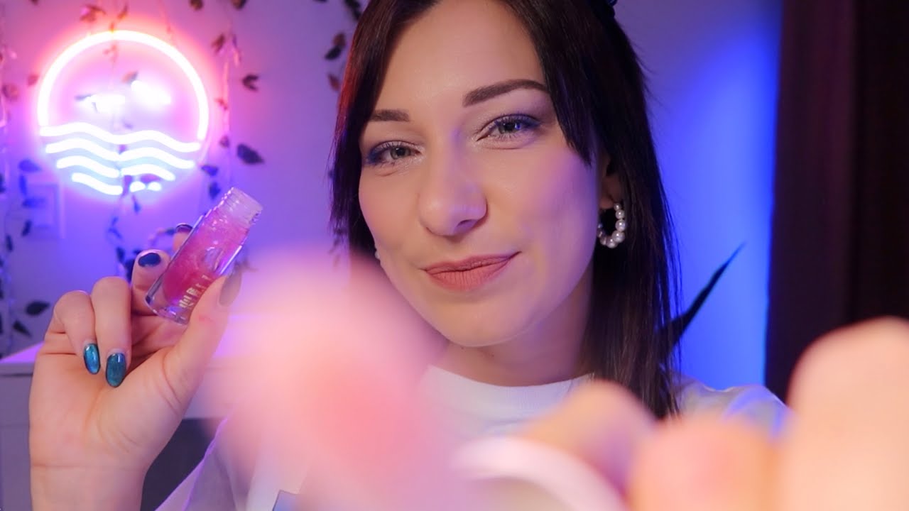 ASMR 💙 Friend Does Your Makeup