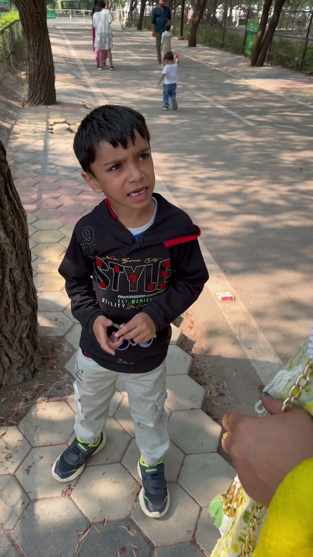 Duggu ne zoo me dekhe bhut saare heeran ? #shorts