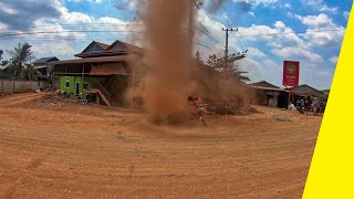 Dust Devil / Mini Tornado in Cambodia ! GoPro 2,7K