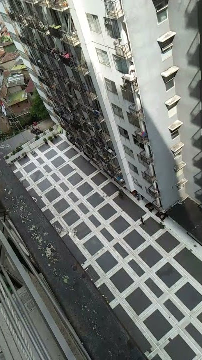 Detik-detik  0rang Jatuh dari  Apartemen lantai 30!! OMG