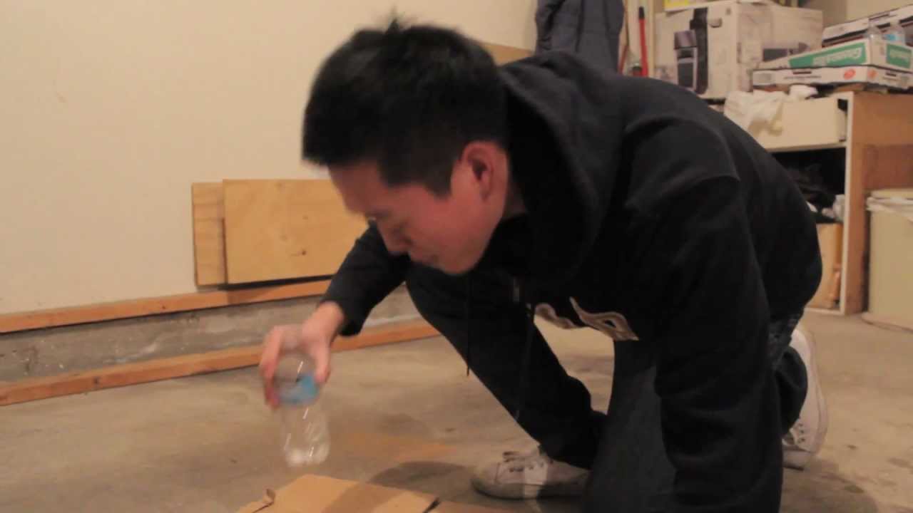 CINNAMON CHALLENGE with Papachew