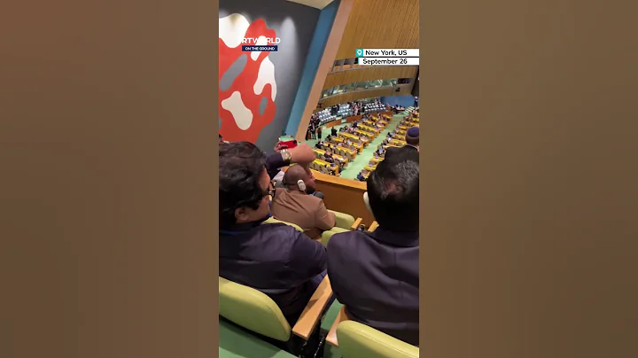 Pakistani delegates boo Netanyahu as Israeli guests applaud