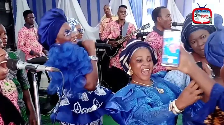 SENWELE JESU LIVE ON STAGE PERFORMANCE