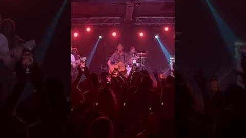 Thumbnail of Easy Livin on Tour ⚡️