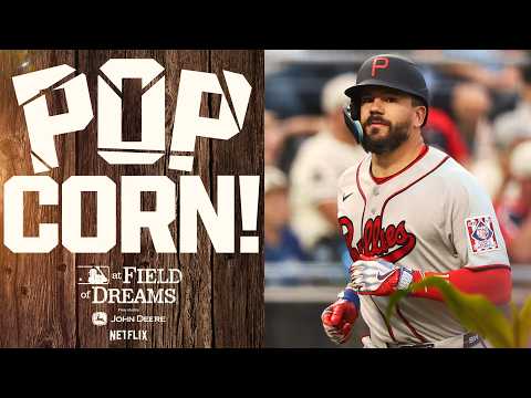 Kyle LOVES corn! Schwarber hits his SECOND HOMER during MLB at Field of Dreams! ✌️😤