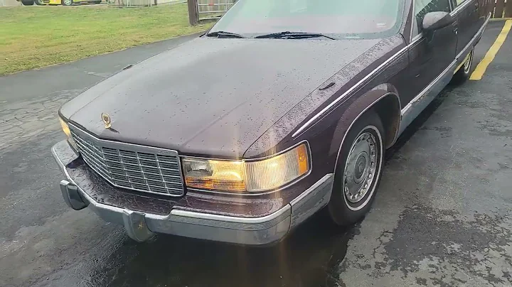 1994 Cadillac Fleetwood Brougham Walk Around
