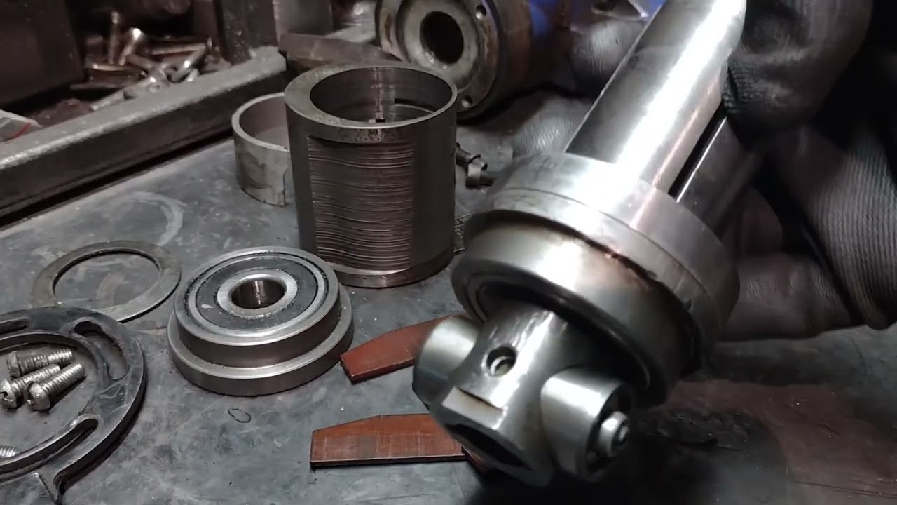 Rozebírání motoru brusky Deprag PBU 180G-80X / Disassembling the Deprag PBU 180G-80X Grinder Motor