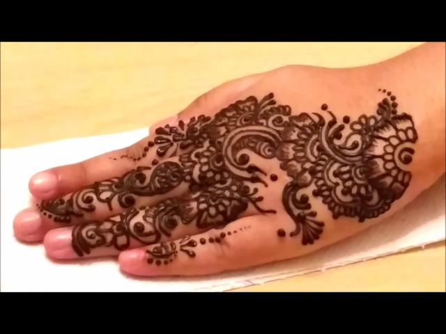 DIY Quick and Easy Detailed Henna Mehndi Design By CreativeFlows class=