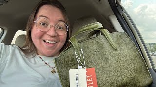 Come check out PLG’s new Ashburn Crossbody Tote with me! @portlandleathergoods 