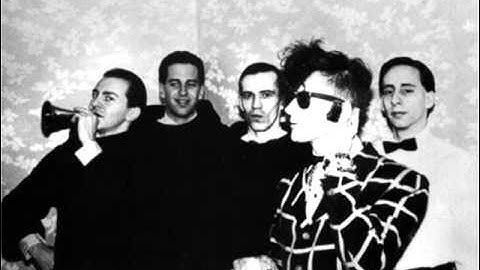 Thumbnail of Devo - Disco Dancer (7 inch)