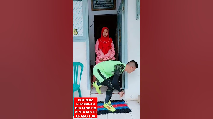minta restu bertanding bola pada orang tua